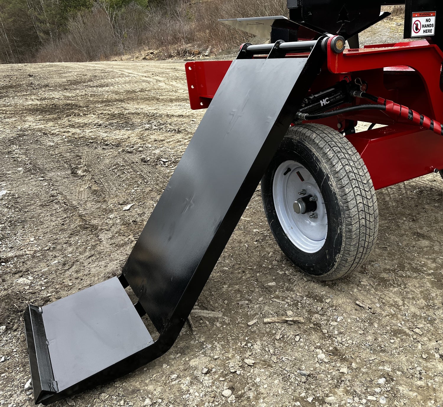 Heavy-Duty Log Splitter with hydraulic Log Lift