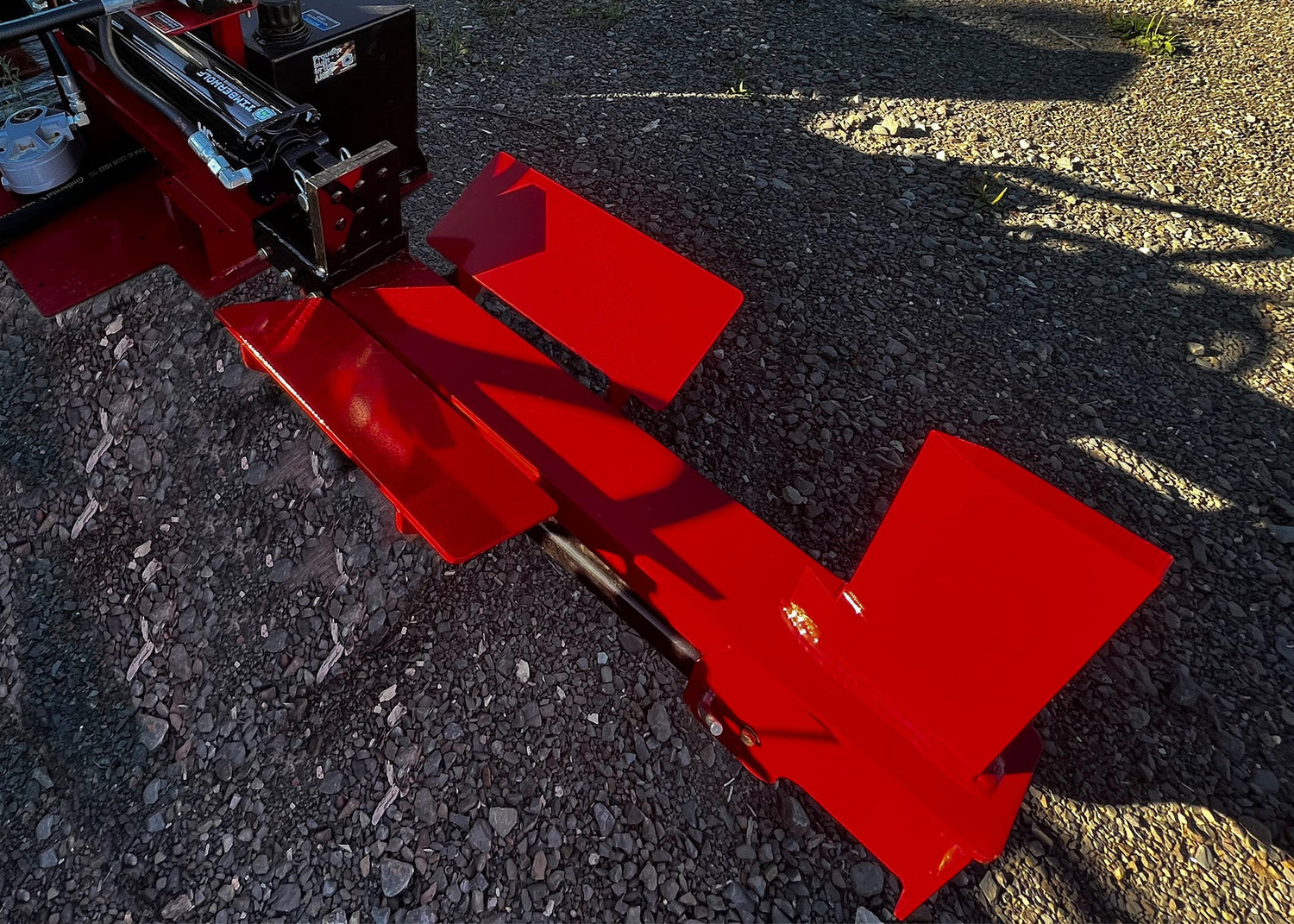 Timberwolf Firewood Processing Equipment TW Series Log Splitters Self Centering Splitting Chamber and Step Wedge
