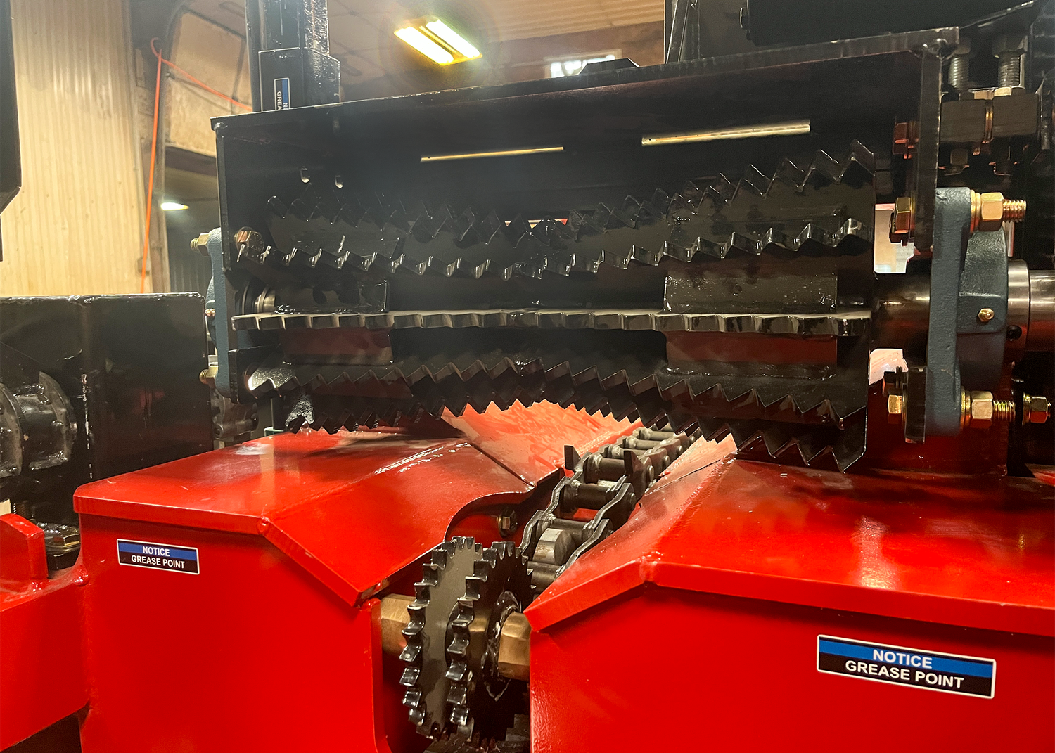 Timberwolf Top Roll Clamping System
