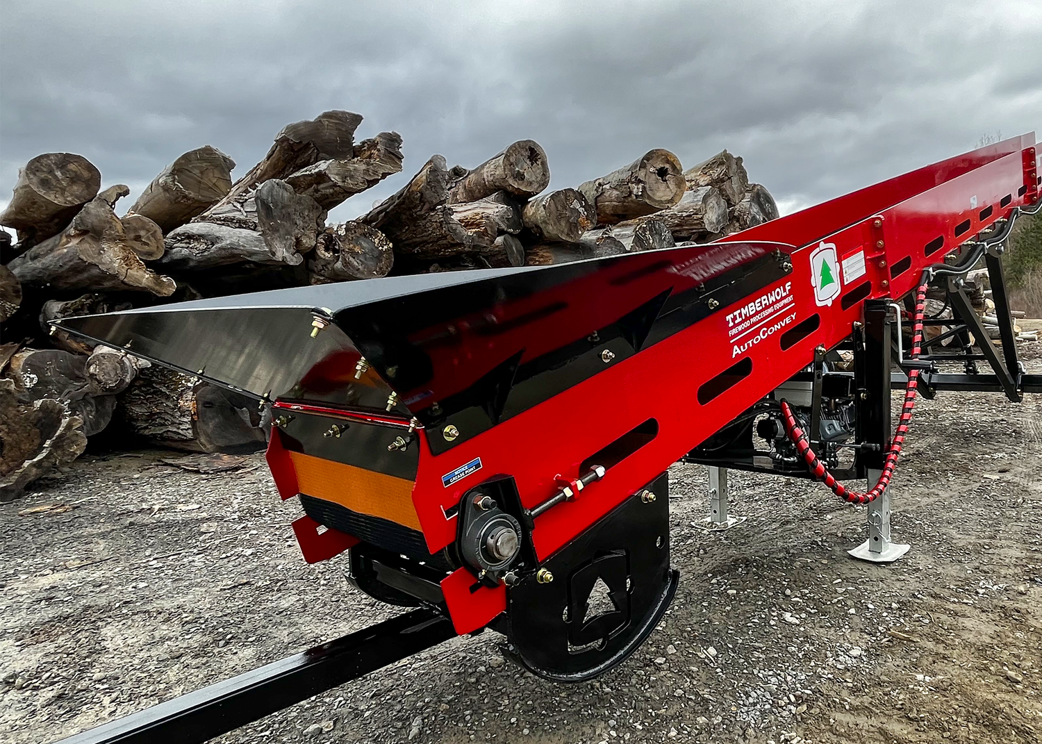 Towable 24 ft Firewood Conveyor